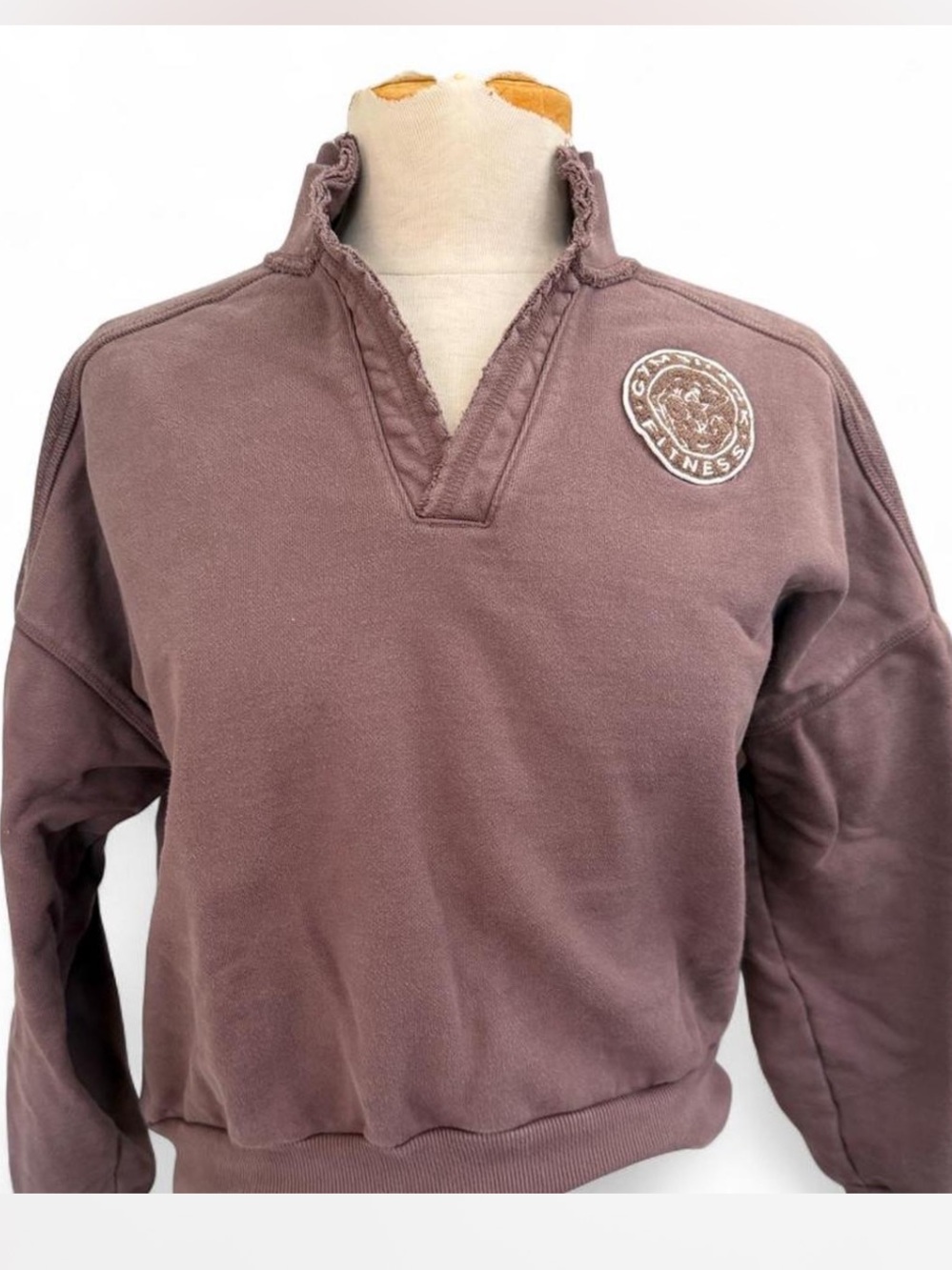 Gymshark Fitness Raw Edge Notch Neck Pullover crop Sweatshirt Mauve S